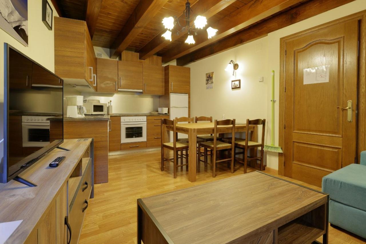 Aizkolarienea Apartment Ochagavía Exterior foto