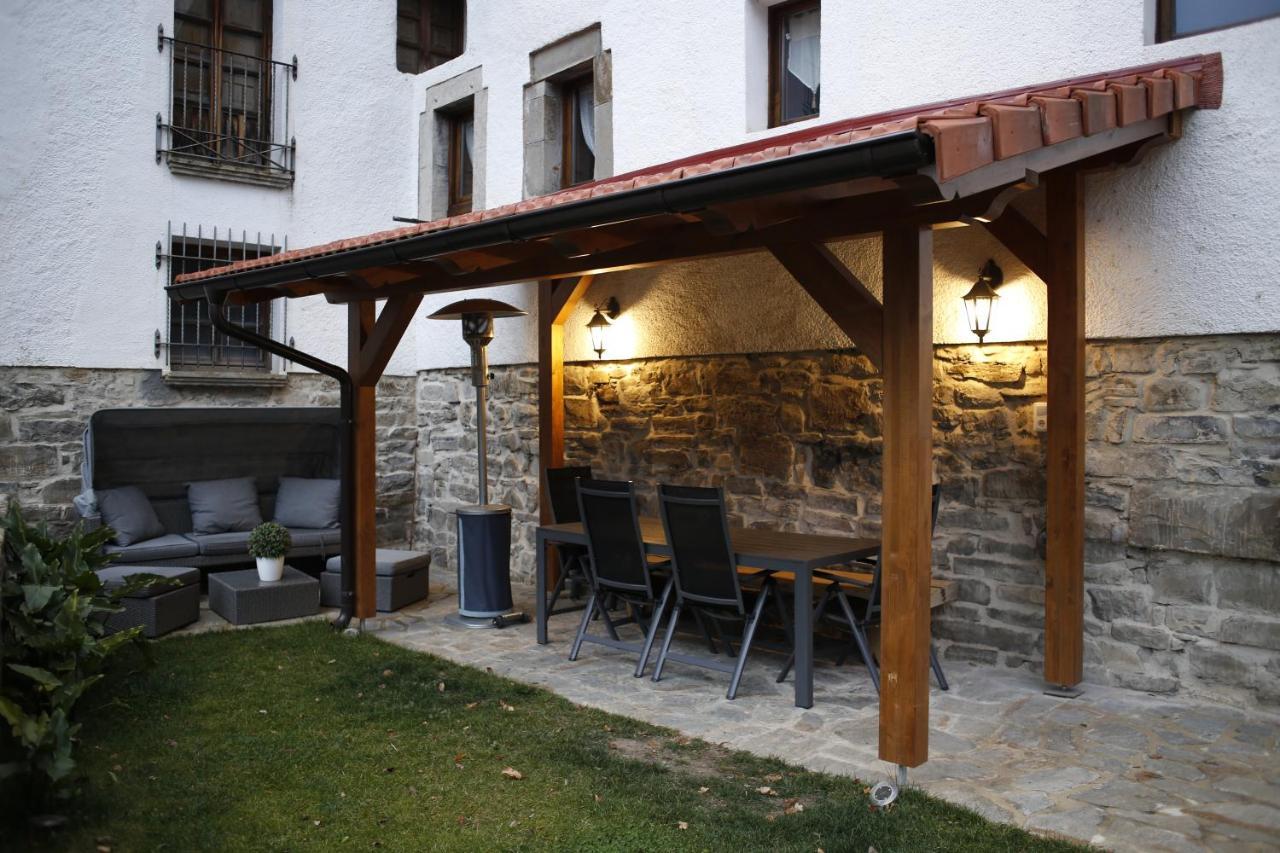Aizkolarienea Apartment Ochagavía Exterior foto